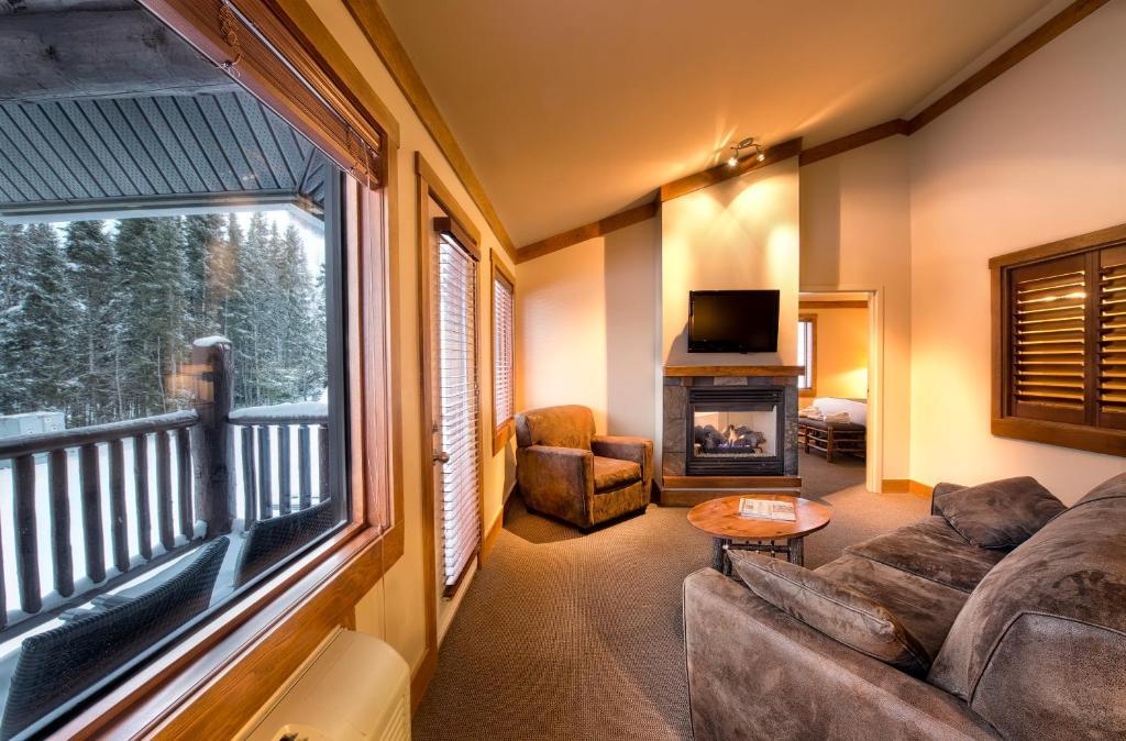 Elk Ridge Resort ปรินซ์อัลเบิร์ต ภายนอก รูปภาพ